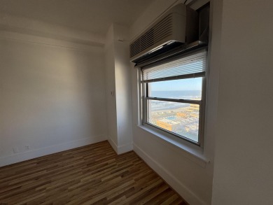 Experience the Salt Life in the Historic and magnificent Ocean