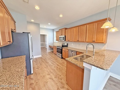 Why pay beach-town prices when you can enjoy more space, more - photo 22