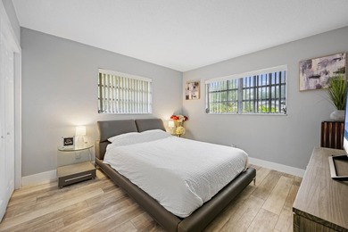 Welcome to paradise. East Hollywood's most desirable zip code - photo 24