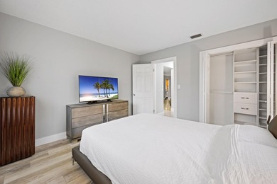 Welcome to paradise. East Hollywood's most desirable zip code - photo 25