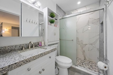 Welcome to paradise. East Hollywood's most desirable zip code - photo 29