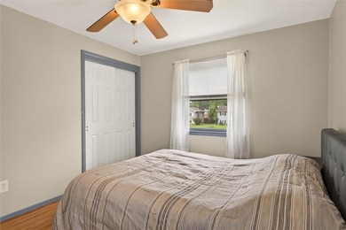 Welcome home to this spacious 3-bedroom, 1.5-bath split-level - photo 38