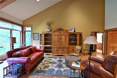 Northwoods Estate-Lake Namakagon. This 5BD, 8,500+ sqft - photo 8