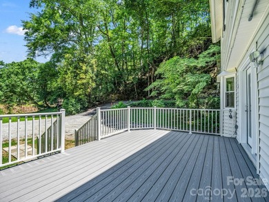 Wake up to mountain views, relax to the sounds of the North - photo 9