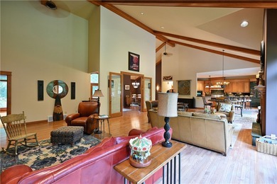 Northwoods Estate-Lake Namakagon. This 5BD, 8,500+ sqft - photo 9