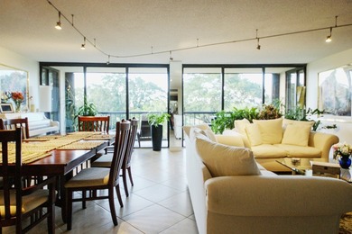 New Price! Enjoy peaceful serenity with views of majestic banyan - photo 3