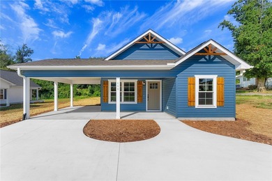 (private lake, pond, coastal) Home Active Under Contract in Seneca South Carolina