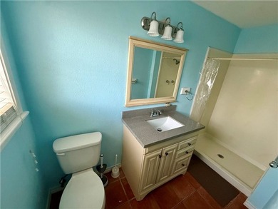 Welcome to this conveniently located 3-bedroom, 2-bath home - photo 11