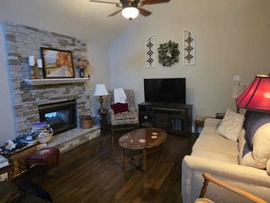 Located in the highly desirable Lake Lorraine Estates community - photo 11