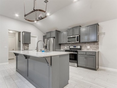 ******OPEN HOUSE Saturday Aug 24th from 1PM- 2PM******* Welcome