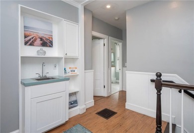 Incredible downtown location! Steps away from downtown Newport - photo 14