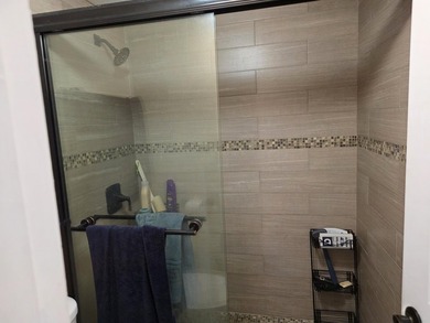 Located in the highly desirable Lake Lorraine Estates community - photo 15