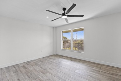 Rarely available! This stunning 2-bedroom, 2-bath corner unit in - photo 19