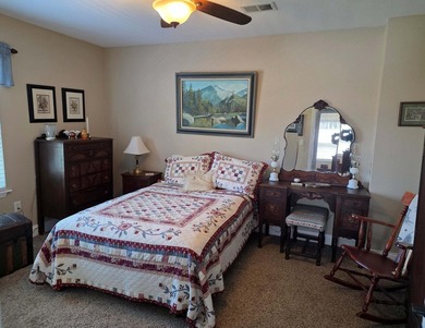 Located in the highly desirable Lake Lorraine Estates community - photo 22