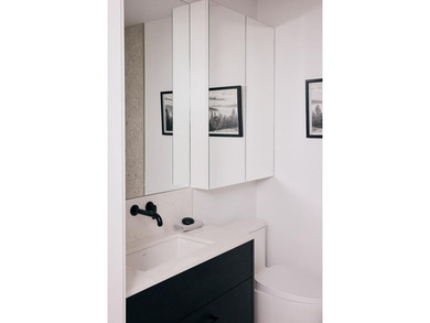 Noven One is six four-level townhomes in downtown Squamish - photo 27