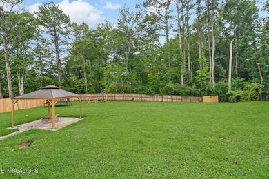 Could this be your dream home? Fully renovated with charming - photo 30