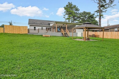 Could this be your dream home? Fully renovated with charming - photo 31
