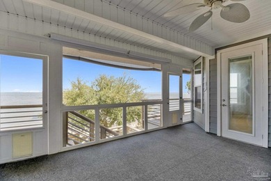 Sunrise to Sunset, the incredible waterfront views. On a clear - photo 13