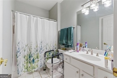 Welcome to this stunning 5-bedroom, 4-bath home located in the - photo 14