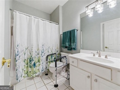 Welcome to this stunning 5-bedroom, 4-bath home located in the - photo 27
