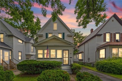 OPPORTUNITY! Welcome to this charming home conveniently located - photo 4