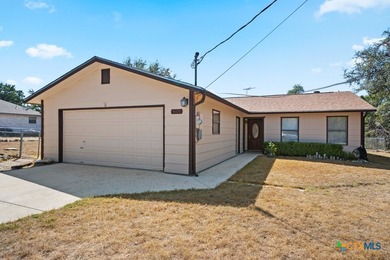 Lake Home For Sale in Canyon Lake, Texas
