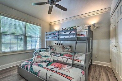 Turnkey, fully furnished and income-producing, this Destin - photo 10