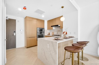 LaVita, A landmark luxury residence in the heart of Flushing - photo 9