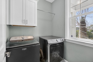 90 N Zander Way is a 4Br, 3.5Ba with a 2nd-floor bonus room - photo 7
