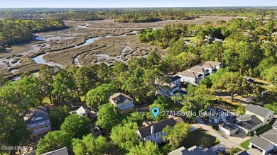 Experience Lowcountry luxury in this beautiful Beaufort, SC home - photo 2