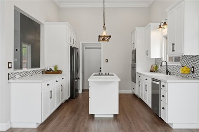 Welcome home to a property where every detail has been - photo 14
