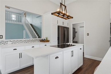 Welcome home to a property where every detail has been - photo 16