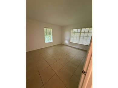 Welcome to this 1 bedroom, 1-bathroom condo located in Kentwood - photo 23