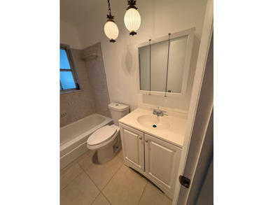 Welcome to this 1 bedroom, 1-bathroom condo located in Kentwood - photo 24