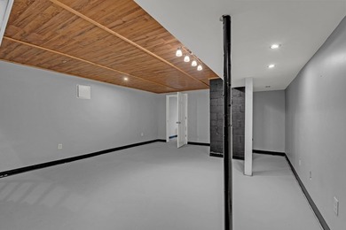 Looking for one level living with a feel of being out in the - photo 24