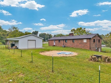 Looking for one level living with a feel of being out in the - photo 26