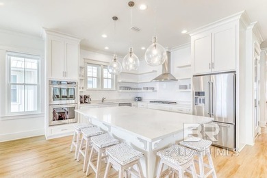 DIRECT GULF FRONT LUXURY | CUSTOM HOME | PRIVATE POOL | 2 LARGE - photo 10