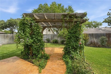 Welcome home to a property where every detail has been - photo 35