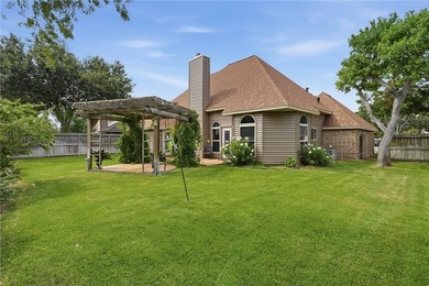 Welcome home to a property where every detail has been - photo 39