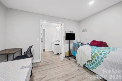 Turnkey student housing investment near USC-Union, fully leased - photo 9