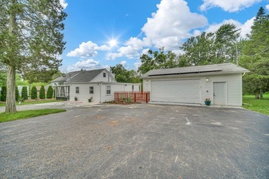 Additional listing photo 1