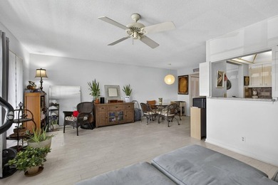 Welcome to this beautifully maintained 1-bedroom, 1.5-bath - photo 11