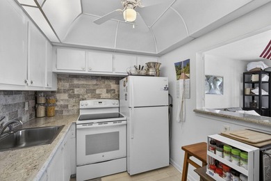 Welcome to this beautifully maintained 1-bedroom, 1.5-bath - photo 13