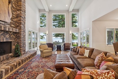 Experience the pinnacle of luxury living with this breathtaking - photo 16
