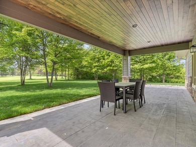This beautiful Blueberry Pines Estates home has a private, end - photo 7