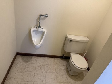 This nice 2800 sf church building is ready for whatever use you - photo 19