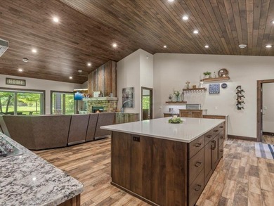 This beautiful Blueberry Pines Estates home has a private, end - photo 9