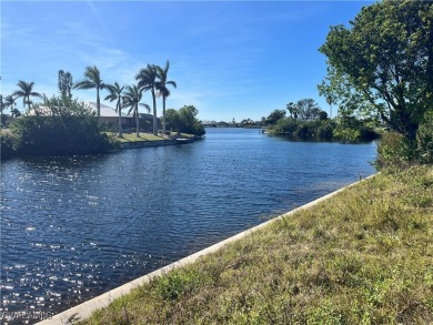 Lake Lot For Sale in Cape Coral, Florida