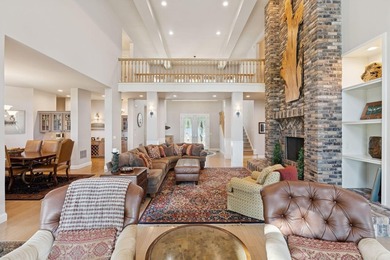 Experience the pinnacle of luxury living with this breathtaking - photo 21
