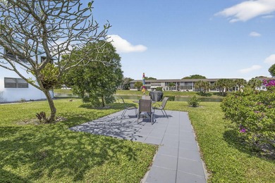 Welcome to this beautifully maintained 1-bedroom, 1.5-bath - photo 31
